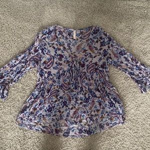FLORAL BLOUSE